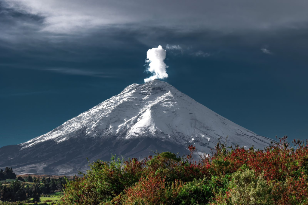 Quilotoa loop Cotopaxi lodge